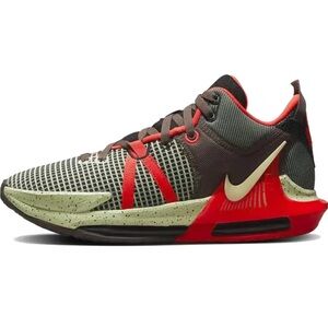 Nike men’s Lebronn Witness 7 basketball sneakers